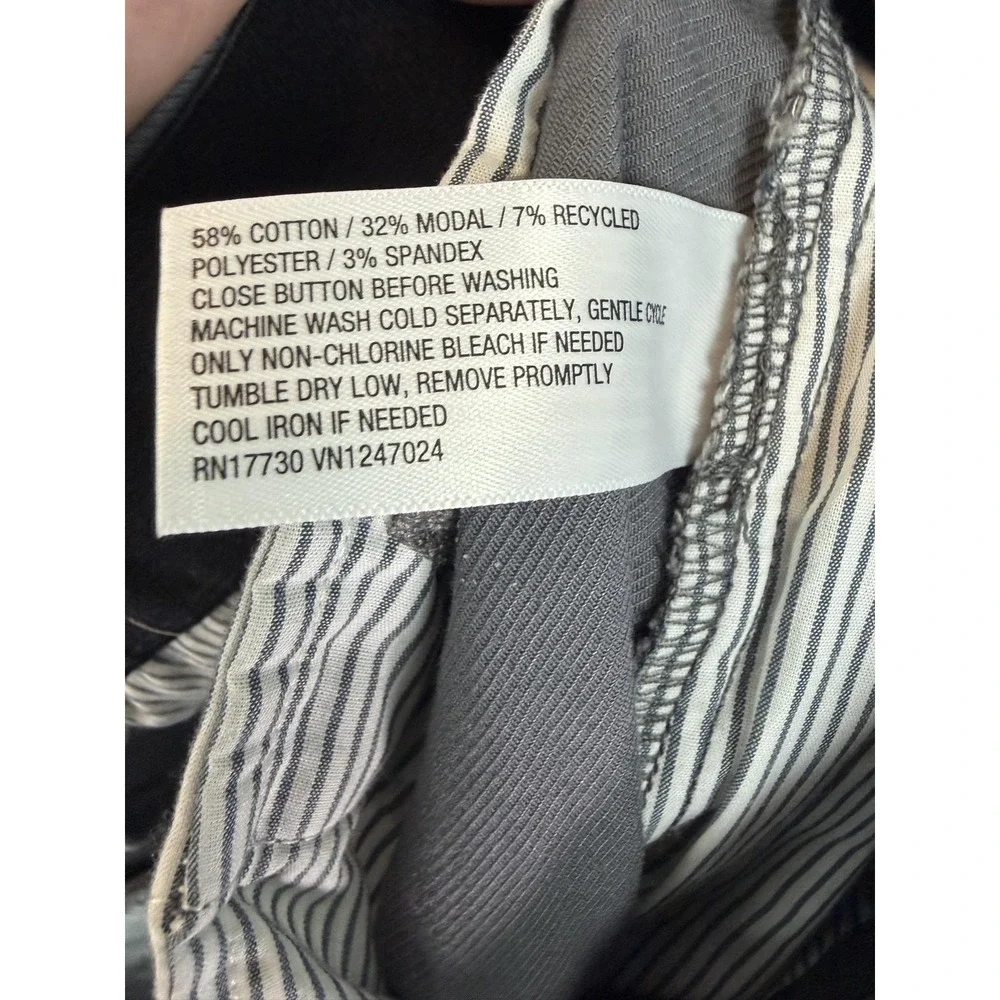 Goodfellow & Co Pants Mens 36x30 Gray Slim Fit Stretch Chino Casual Mens Comfort
